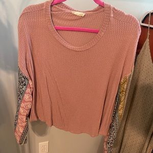 altard state patterned sleeves top